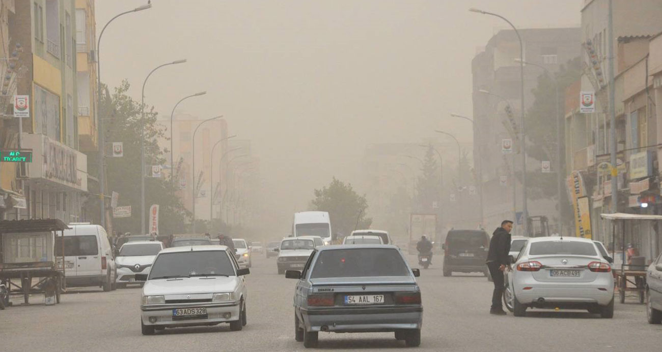 Suriye üzerinden gelen toz bulutu Ceylanpınar semalarını kapladı