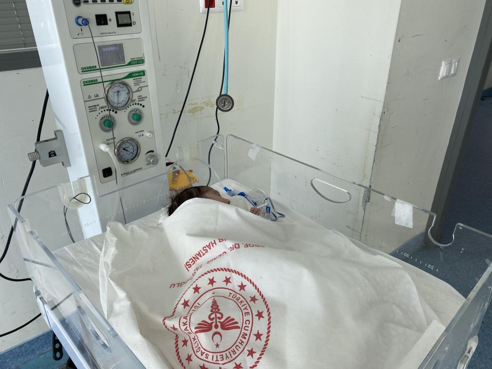 Depreme anne karnında yakalandı, minik bebek İstanbul'da yaşama tutundu