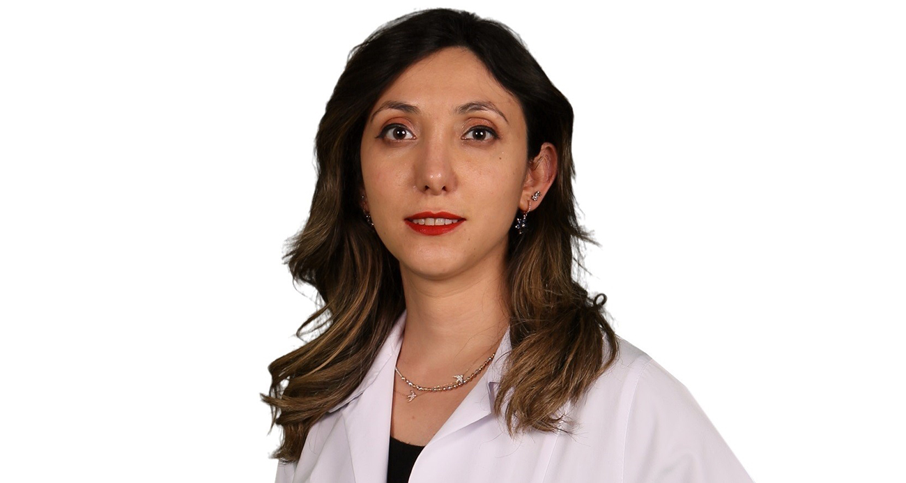 “Sert ve yanlış fırçalama, diş eti rahatsızlığı sebebi”