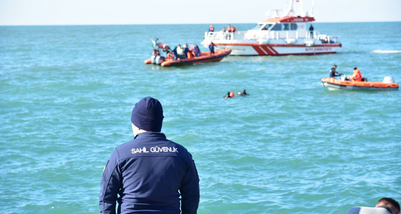 Kayıp gemi mürettebatının arama çalışmaları sürüyor