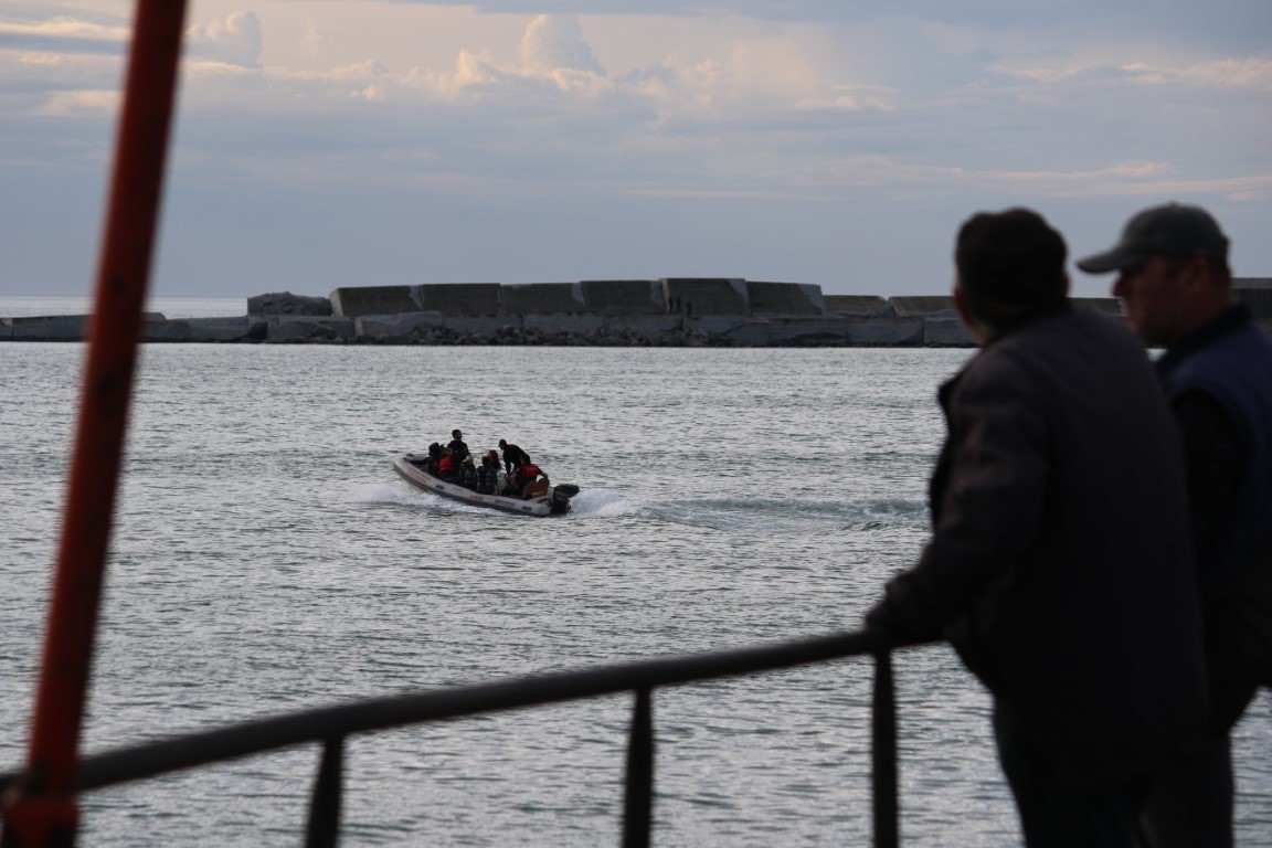 Kayıp mürettebat yeraltı görüntüleme cihazı ile aranıyor