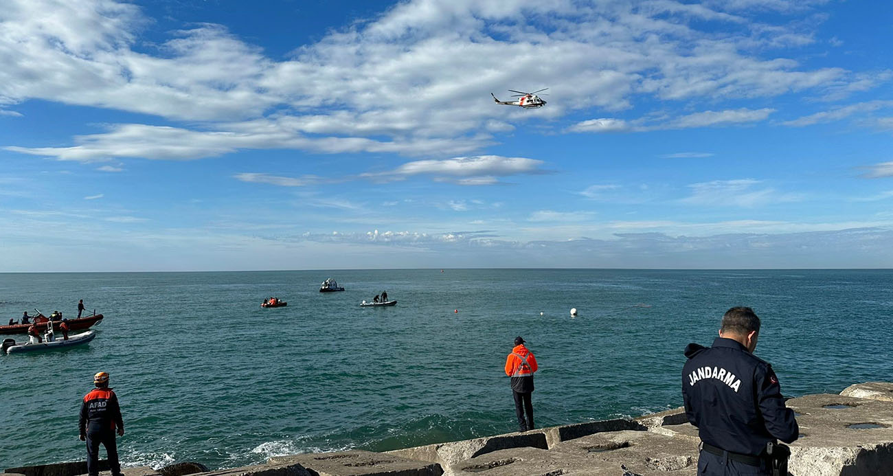 Kafkametler Gemisi’nin 11 mürettebatı için havadan, karadan, denizden aramalar yoğunlaştı