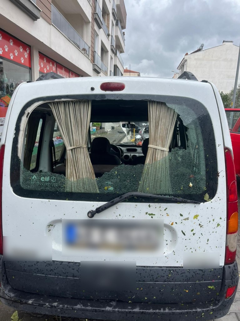 Dalaman’da önce hortum, sonra sağanak yağış hayatı olumsuz etkiledi