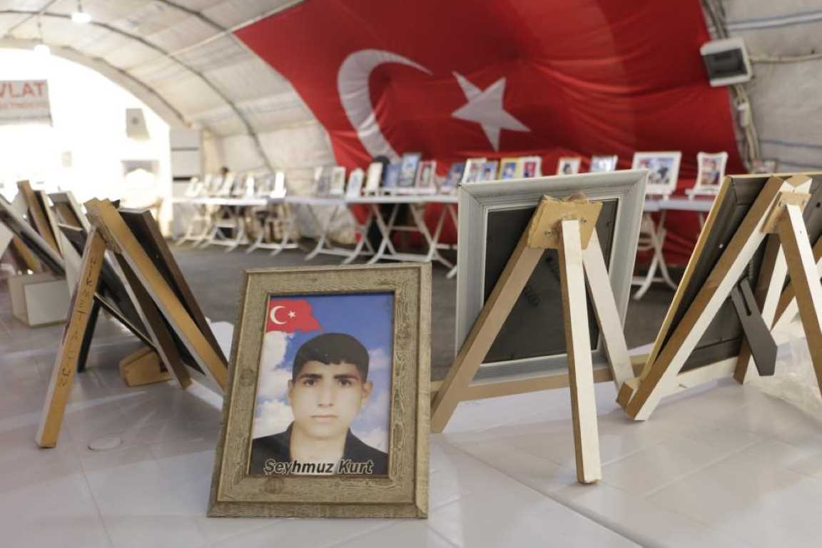 Diyarbakır anneleri 1546 gündür çocuklarının yolunu gözlüyor