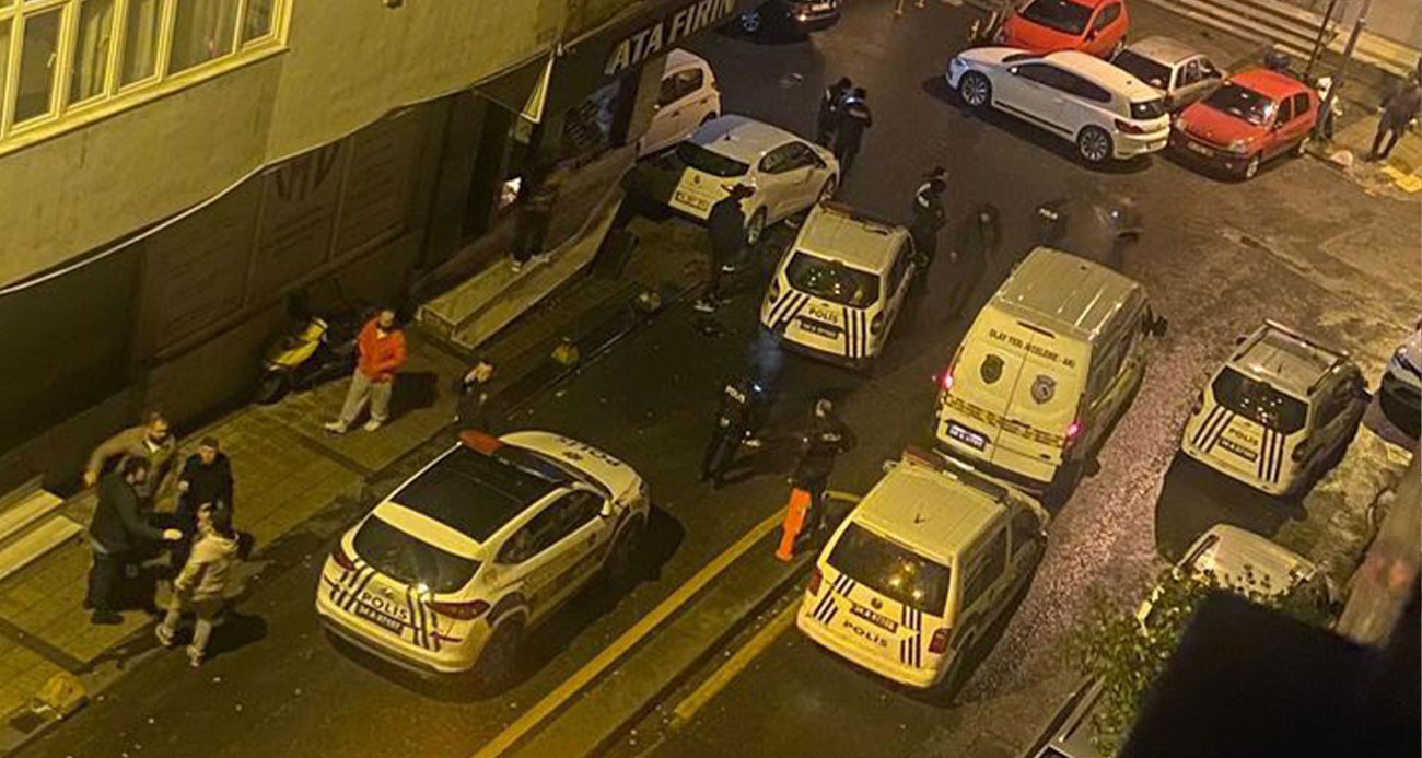 Kağıthane’de otomobile silahlı saldırı: 17 el ateş ettiler, genç başından vuruldu