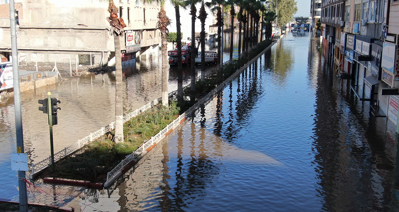 Fırtınanın etkisini yitirdiği İskenderun, Venedik’e döndü