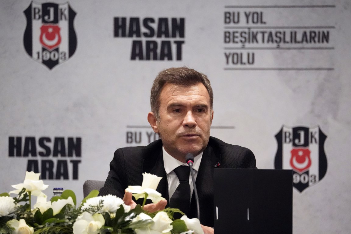 Beşiktaş Başkan Adayı Hasan Arat, Samet Aybaba ve Feyyaz Uçar ile basının karşısına çıktı