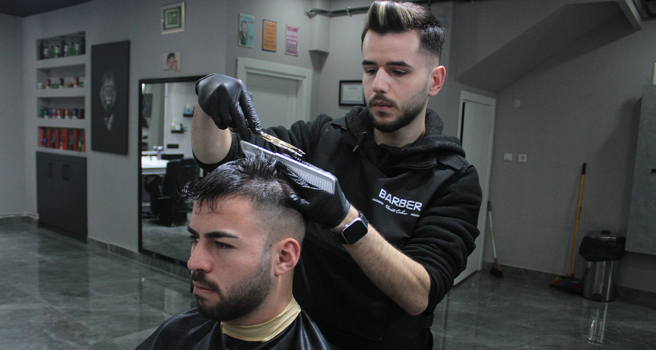 Kovid-19 pandemisinde virüs değil, meslek kaptı