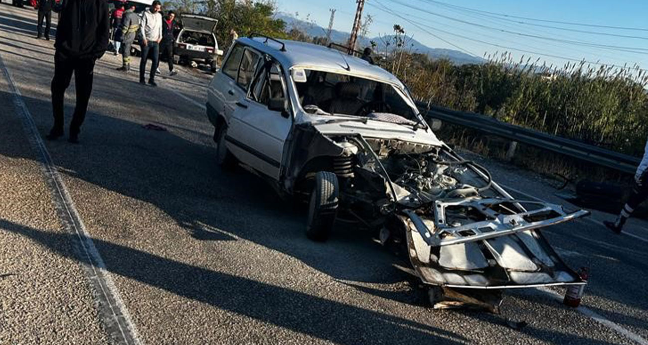 Osmaniye’de iki otomobil çarpıştı: 4 yaralı