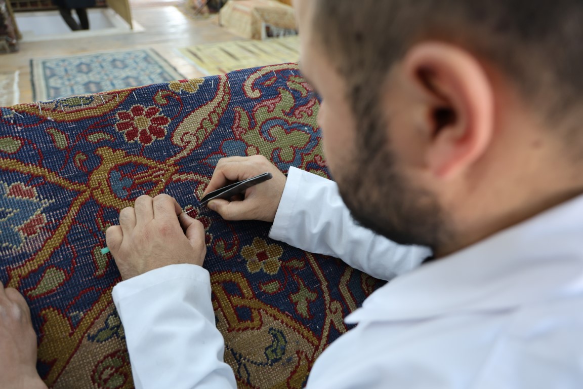 Osmanlı’nın Hollanda’ya hediye ettiği 118 yıllık Hereke Halısı Aksaray’da