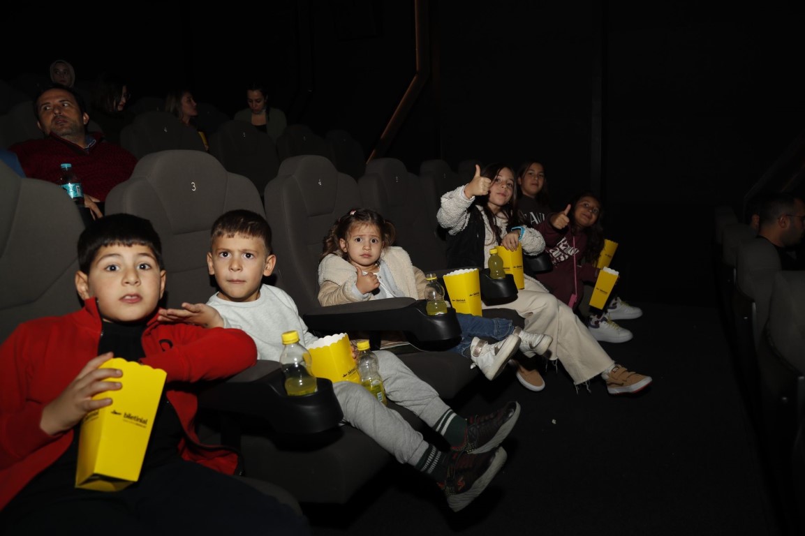 “Nasreddin Hoca Zaman Yolcusu” ikinci sinema filmiyle vizyona girdi