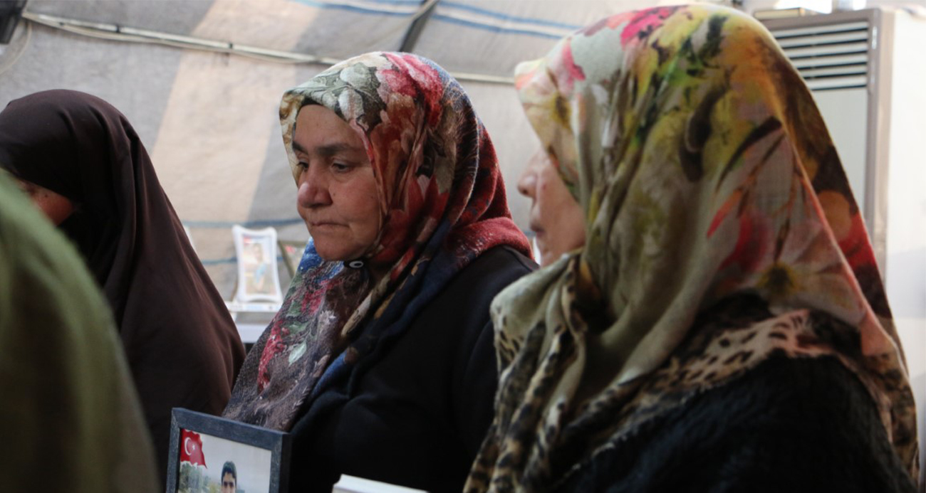 Evlat nöbetindeki baba: “Çocuklarımızı kaçıranlar HDP’nin mensuplarıydı”