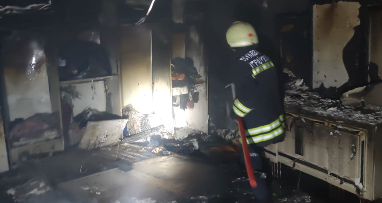 Diyarbakır’da prizden çıkan kıvılcım evi kullanılamaz hale getirdi