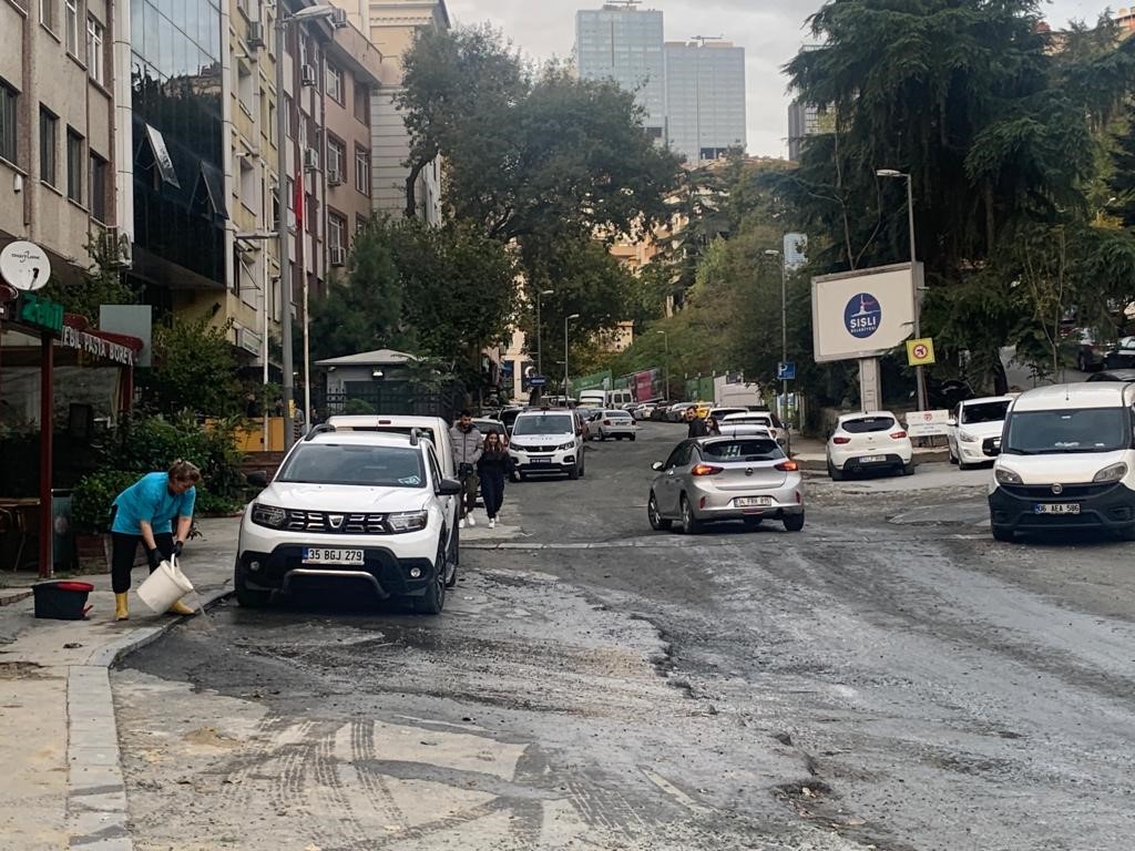 İstanbul’un göbeğinde çağ dışı görüntüler: 