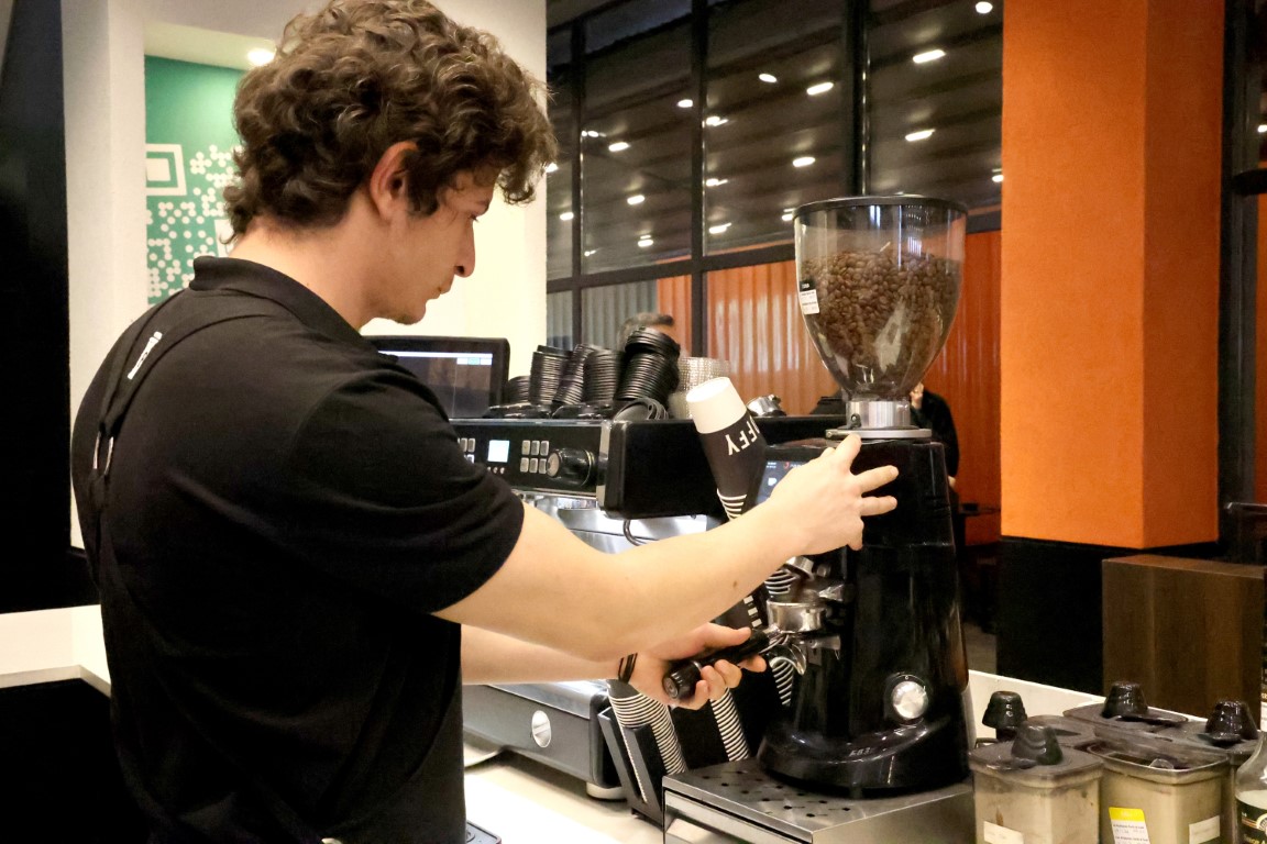 ‘Tek Fiyatlı Dijital Kahve Noktası’ Coffy, 80’inci şubesiyle Eskişehir’de