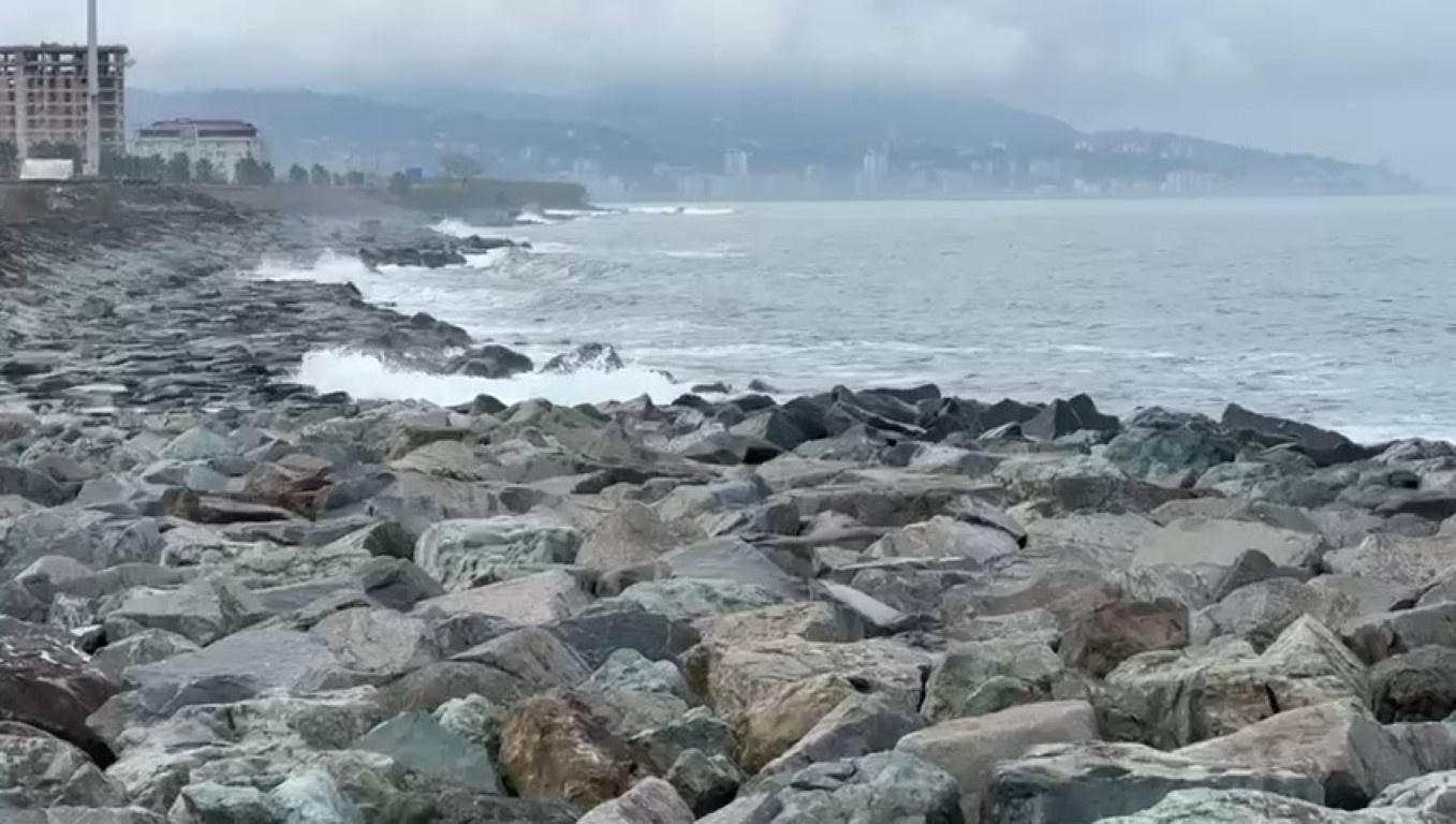 Dalgalar arasında kaybolan kadını arama çalışmaları 9. gününde de devam ediyor