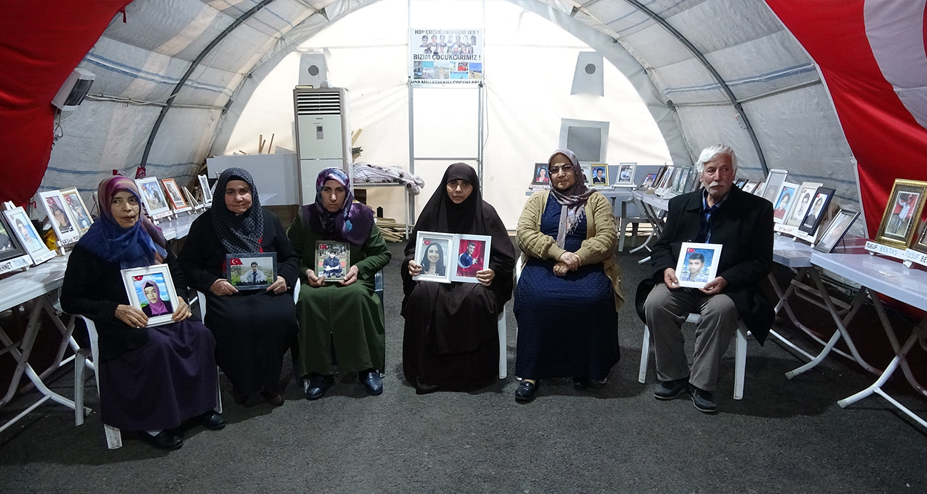 Diyarbakır annelerinden Ankara’da HDP önündeki eyleme destek