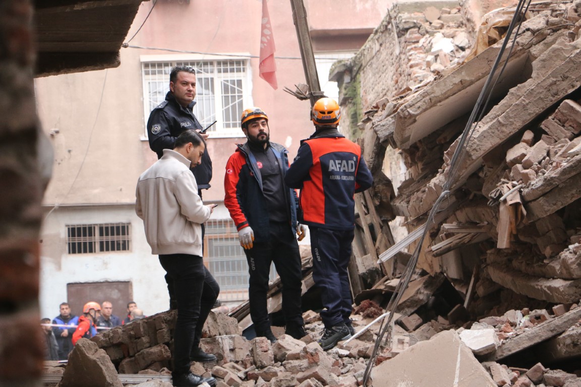 Diyarbakır’da çöken binada kimsenin olmadığı belirlendi