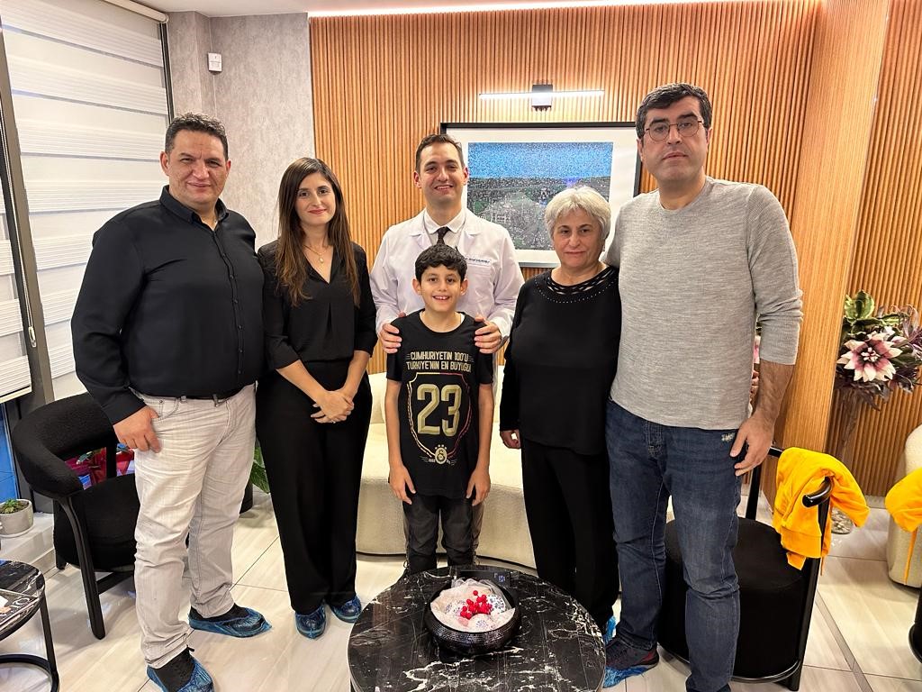 Önce çocukları, sonra da kendisiyle damadı tüp mide ameliyatı oldu