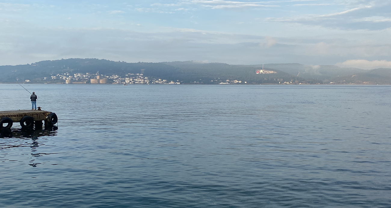 Çanakkale Boğazı sis nedeniyle transit gemi geçişlerine kapatıldı