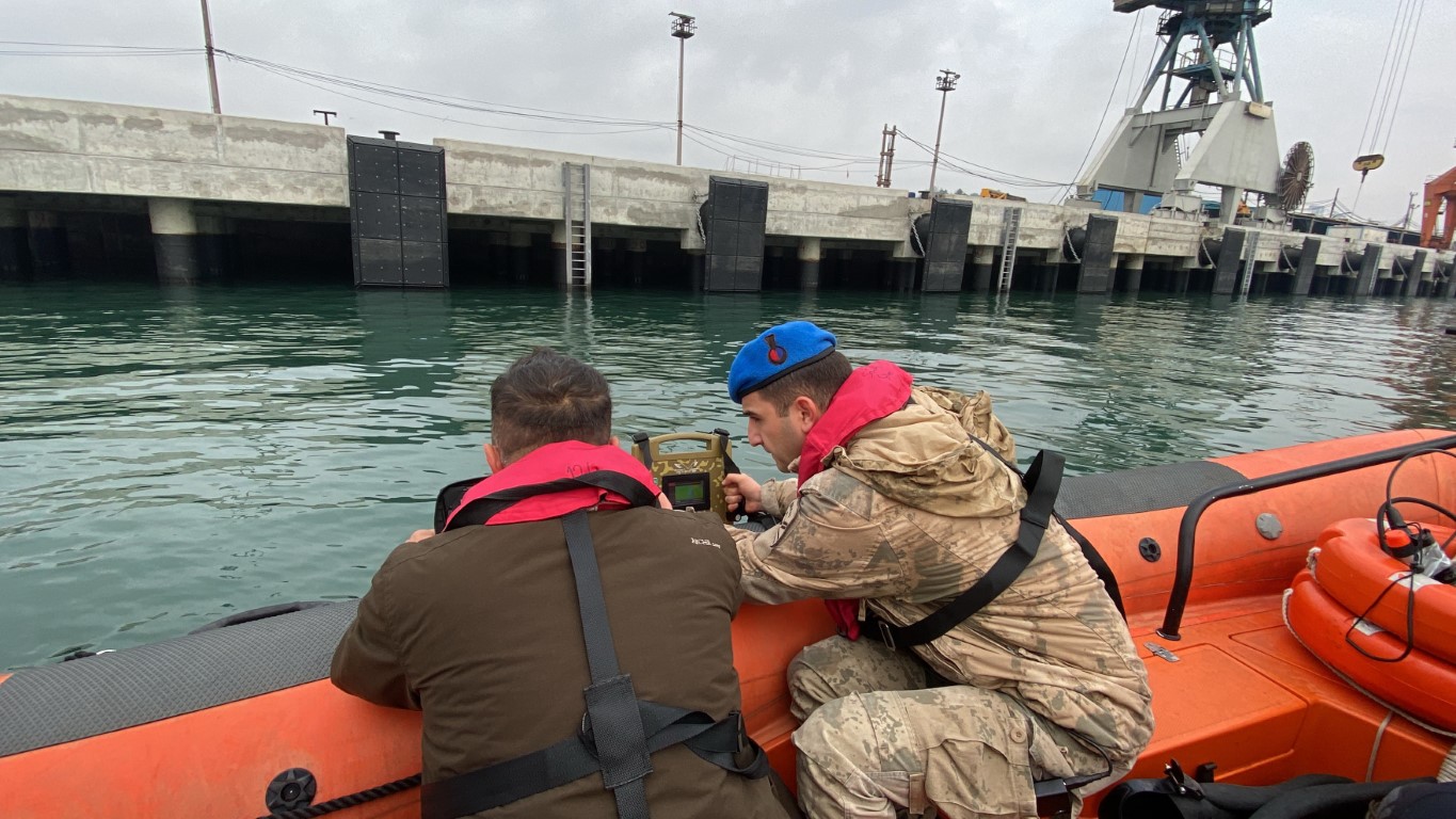 Yeraltı görüntüleme cihazı ile kayıp mürettebatı aradılar
