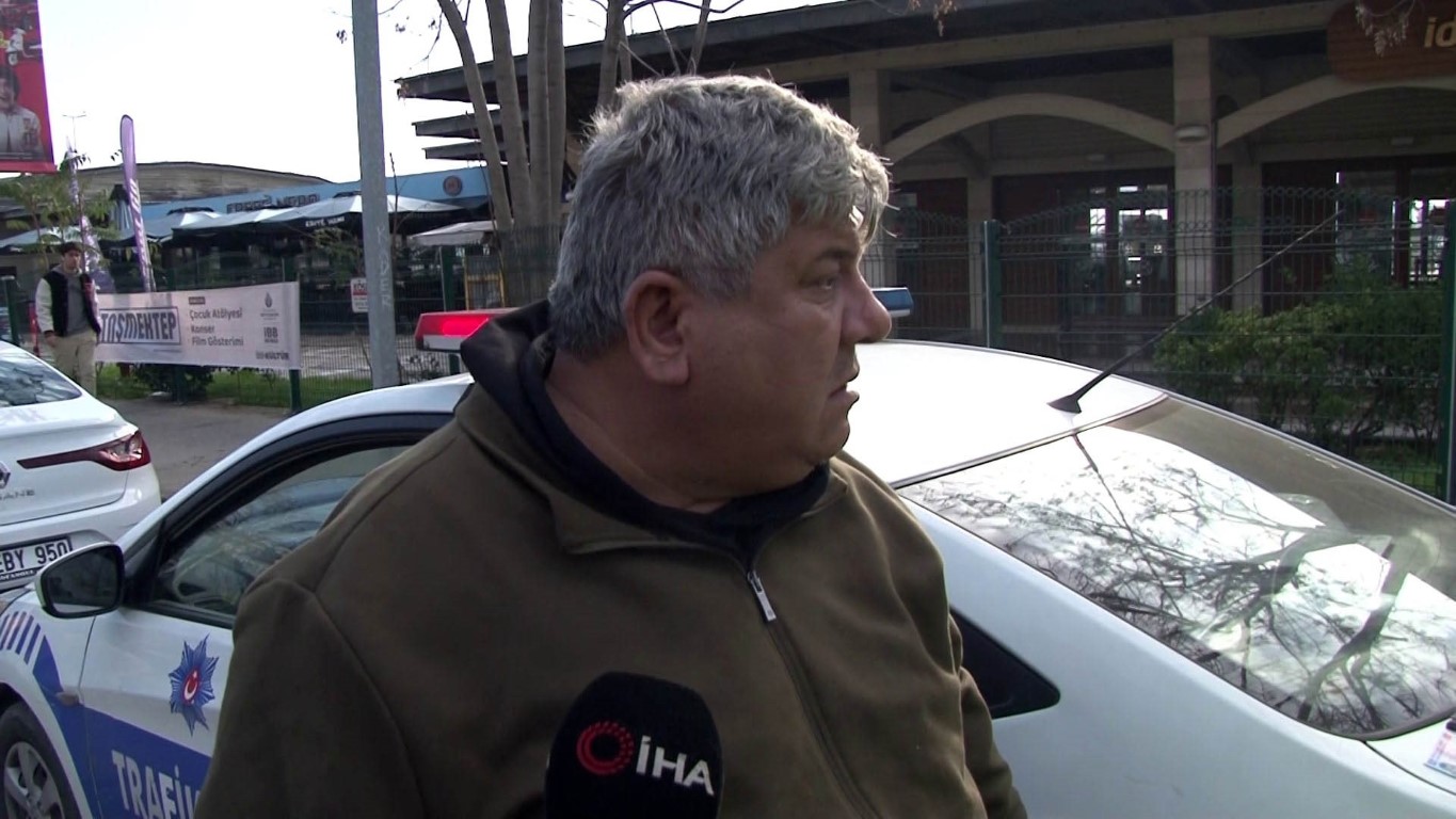 Kadıköy'de kırmızı ışık cezası yiyen taksiciden ilginç savunma