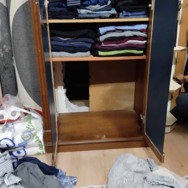 Osmaniye’de FETÖ hükümlüsü elbise dolabının arkasındaki gizli bölmede yakalandı