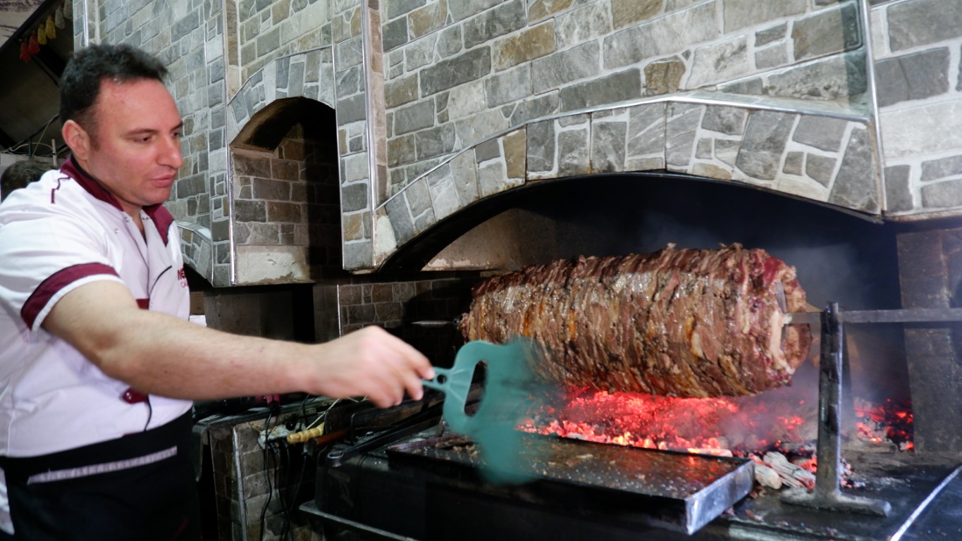 Dünyanın en iyi 100 lezzeti belli oldu, Cağ Kebabı 20’inci sırada