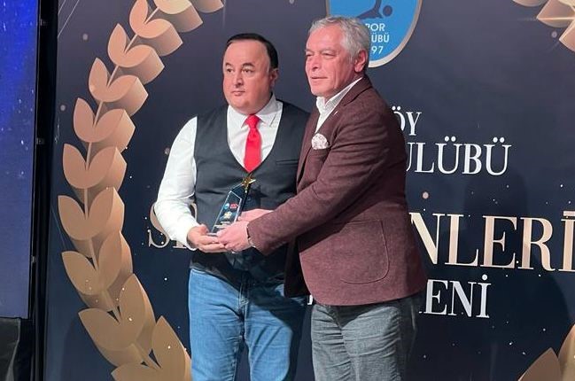 Bakırköy Ata Spor Kulübü’nden İHA Spor Servisi’ne iki ödül