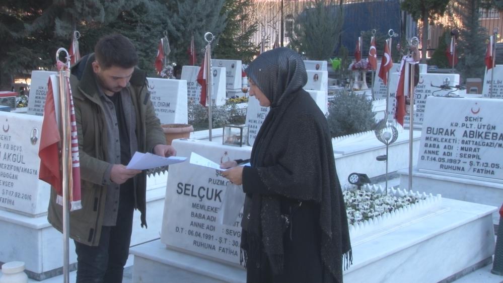 Tabuta sığmayan şehidin annesinden İmamoğlu’na: “Benim çocuğum reklam malzemesi değil”