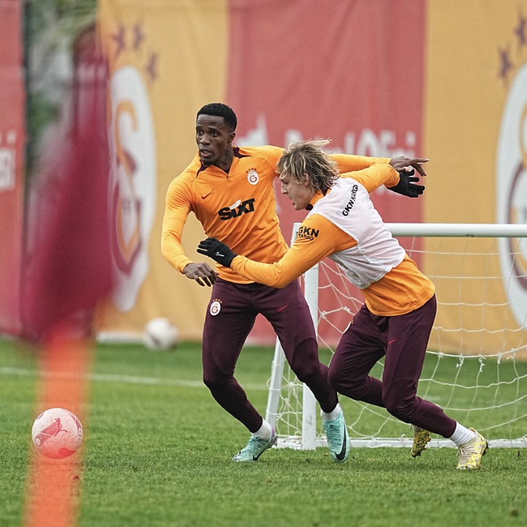 Galatasaray, Fenerbahçe derbisi hazırlıklarına başladı