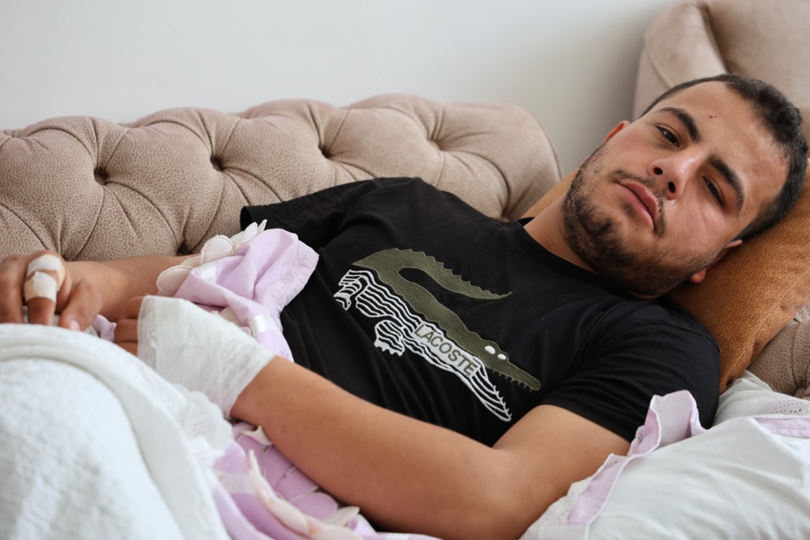 Yaralı askerin dedesi Mehmet Gürbak: “74 torunum var, 5 tanesi cephede”