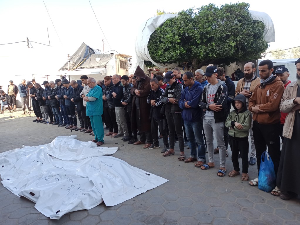 İsrail, Maghazi ve Nuseyrat mülteci kamplarını vurdu: 35 ölü