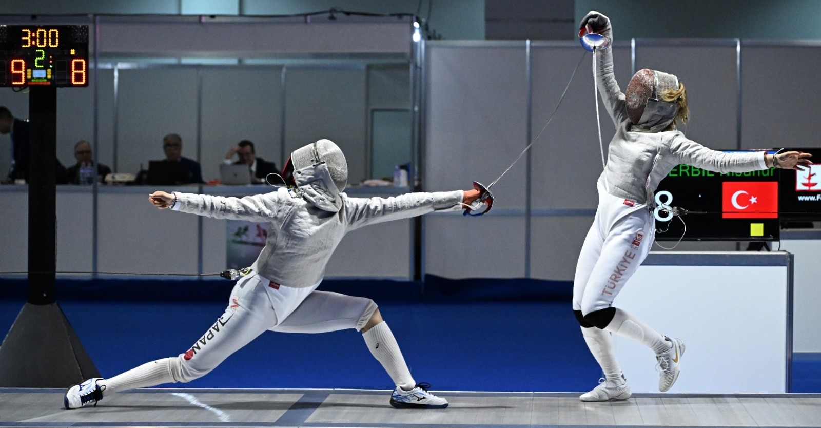 Milli eskrimci Nisanur Erbil’in hedefi olimpiyatlar