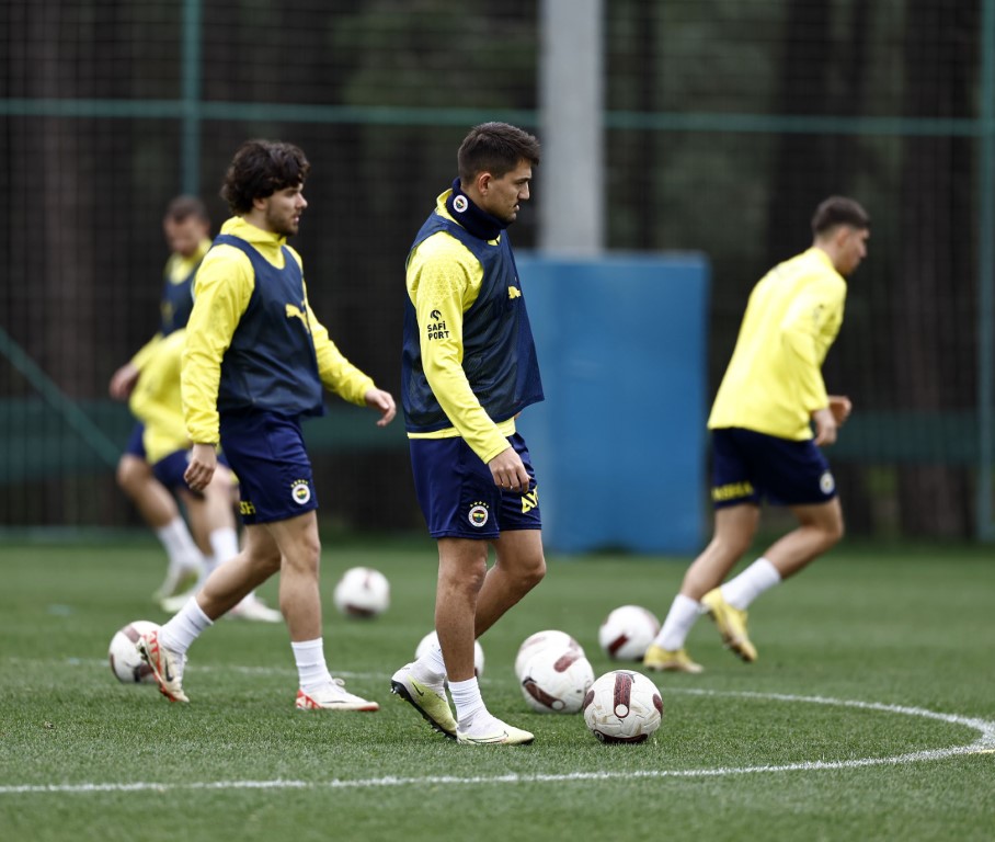 Fenerbahçe, İstanbulspor maçı hazırlıklarına başladı