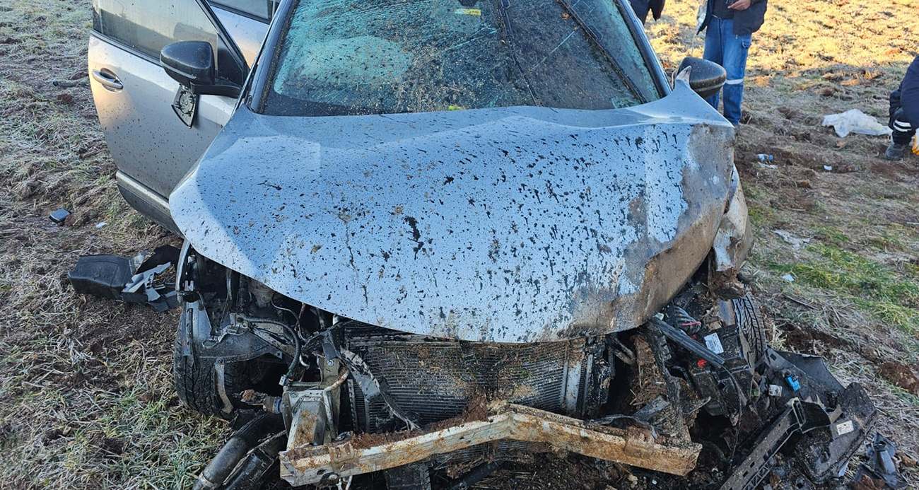 Mardin’de kontrolden çıkan otomobil takla attı: 4 yaralı