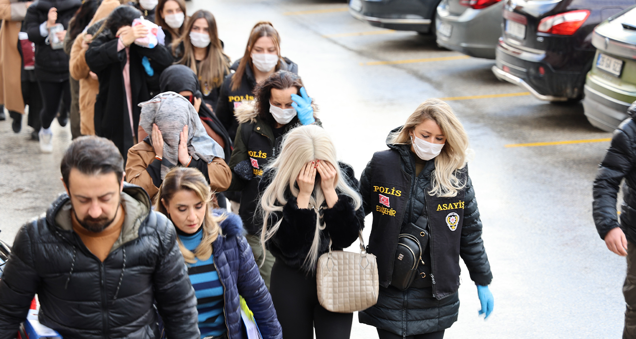 ‘Barbie-Es’ fuhuş operasyonunda yakalanan 18 kişiden 9’u tutuklandı