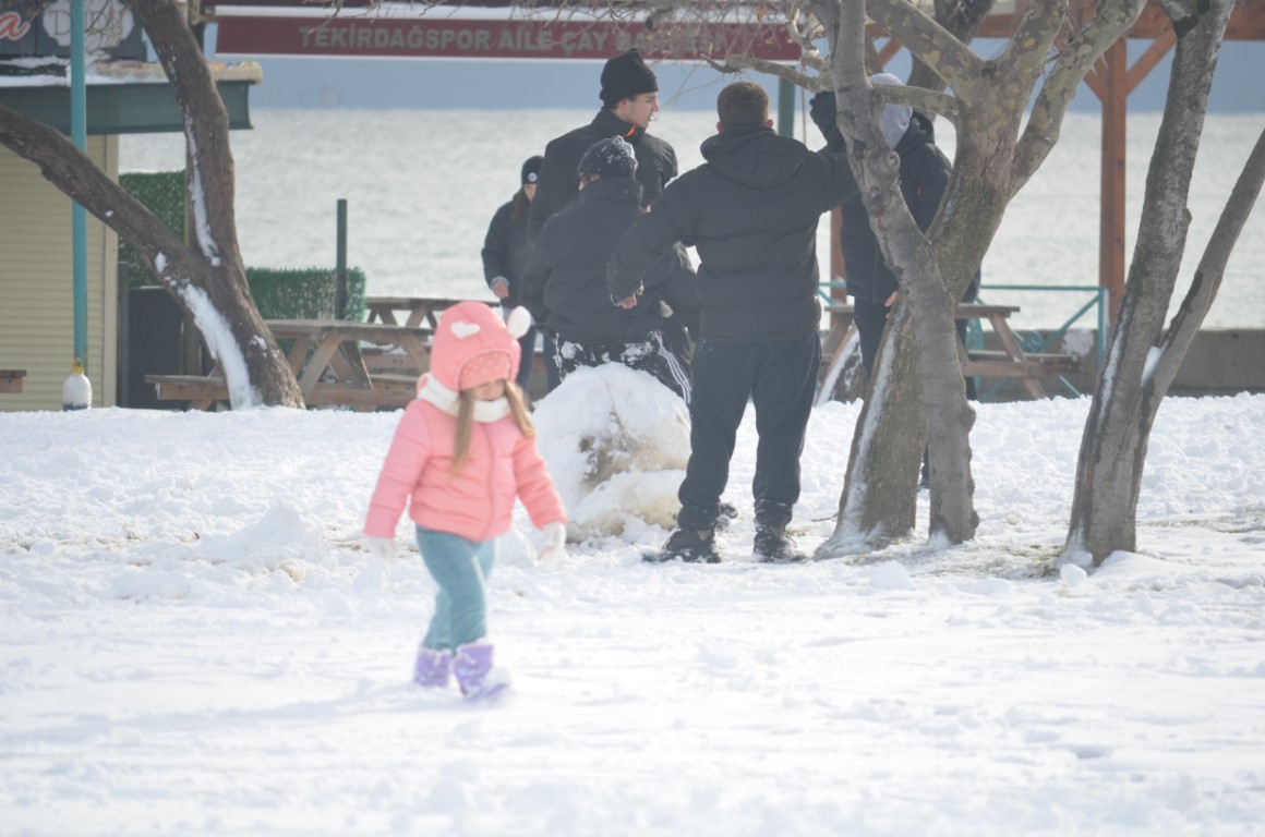 Kartopu savaşı yaparak Vali’ye seslendiler: 