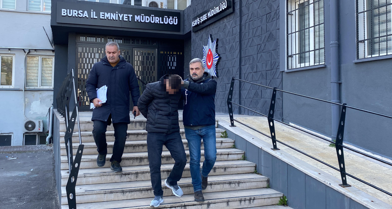 Patronun oğlu çalışanını bıçaklayarak öldürdü