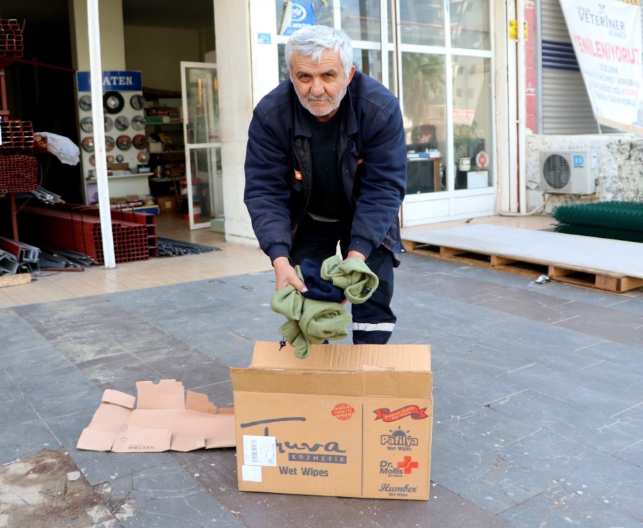 Televizyon siparişi verdi, bez geldi