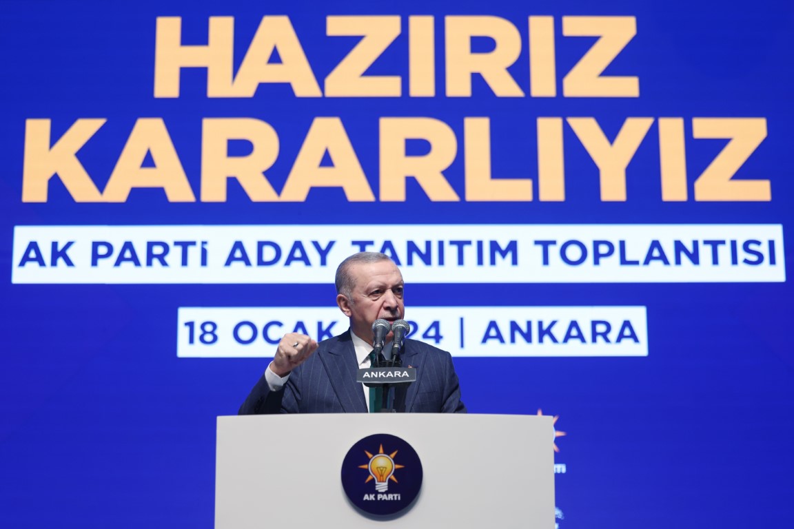 AK Parti'de 17'si büyükşehir 48 ilde belediye başkan adayları açıklandı