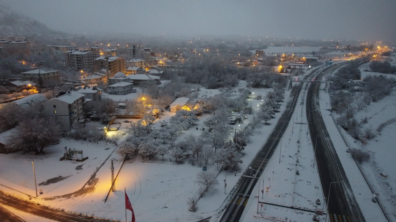 Adilcevaz Kalesi’nde kartpostallık görüntüler
