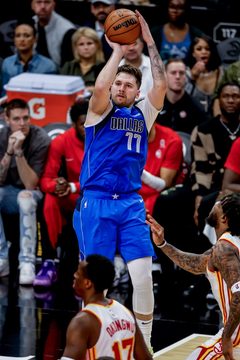 Luka Doncic 73 sayı ile tarihe geçti