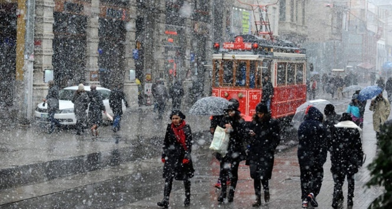 İstanbul'da kar geliyor! Kar yağışı hangi illerde etkili olacak?