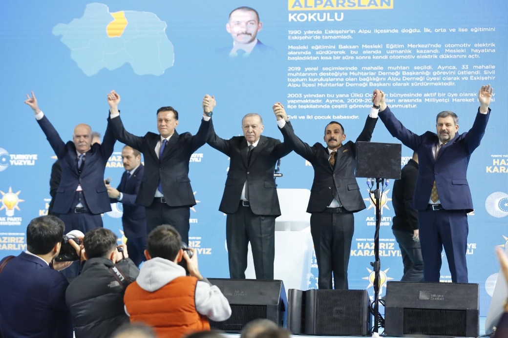 Cumhurbakan Erdoan: Bu milletin ayana prangalar vurulmadnda neler yapabileceini herkese gsterdik