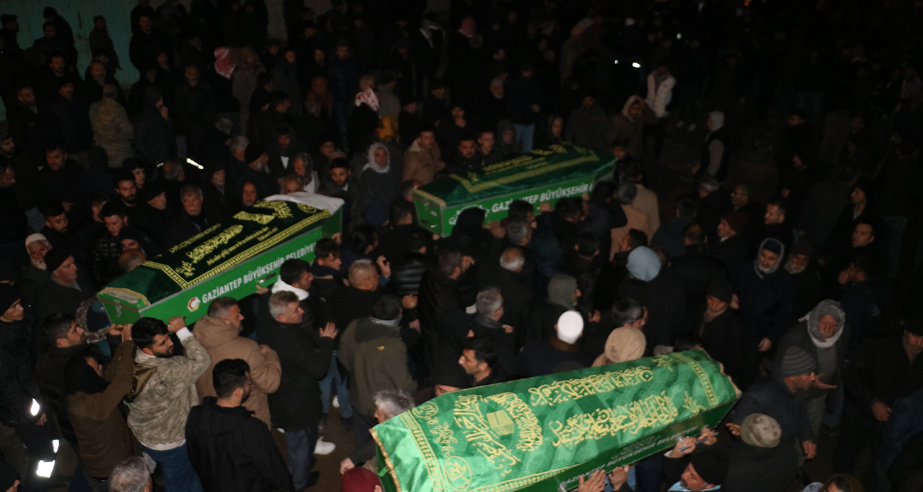 Aile faciasında ölenler Şanlıurfa’da defnedildi