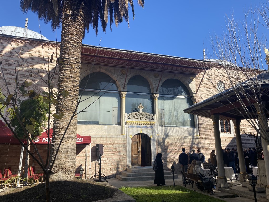 Ali Emiri Efendi’nin vefatının 100. yılında, Divanu Lügati’t- Türk sergisi açıldı