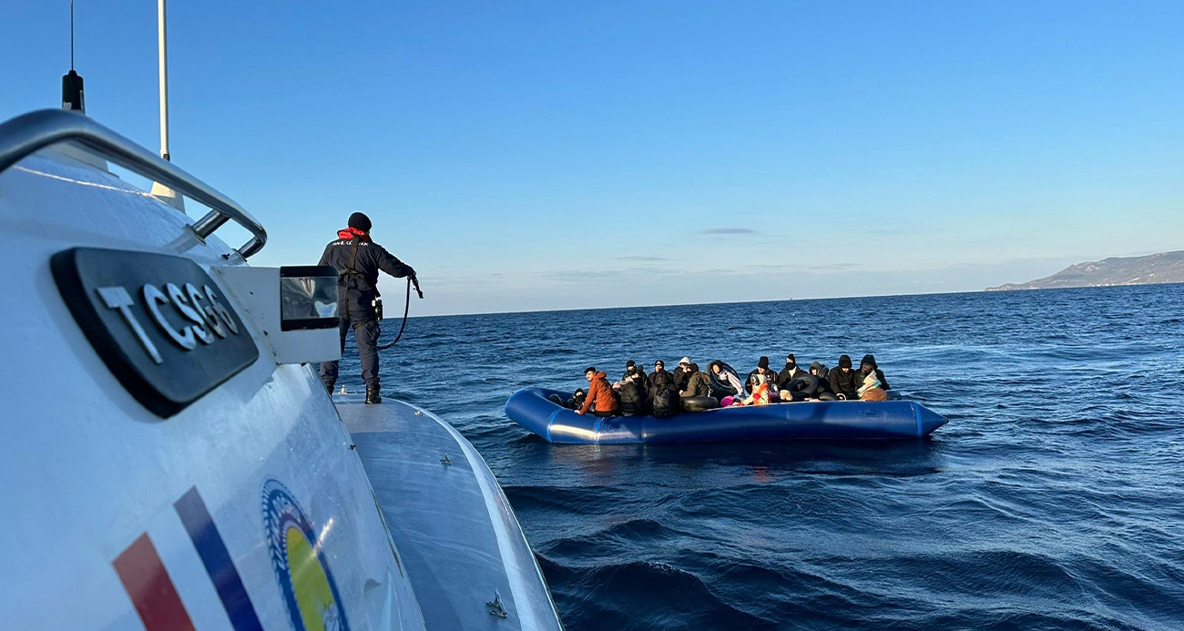 Ayvacık açıklarında 33 kaçak göçmen yakalandı