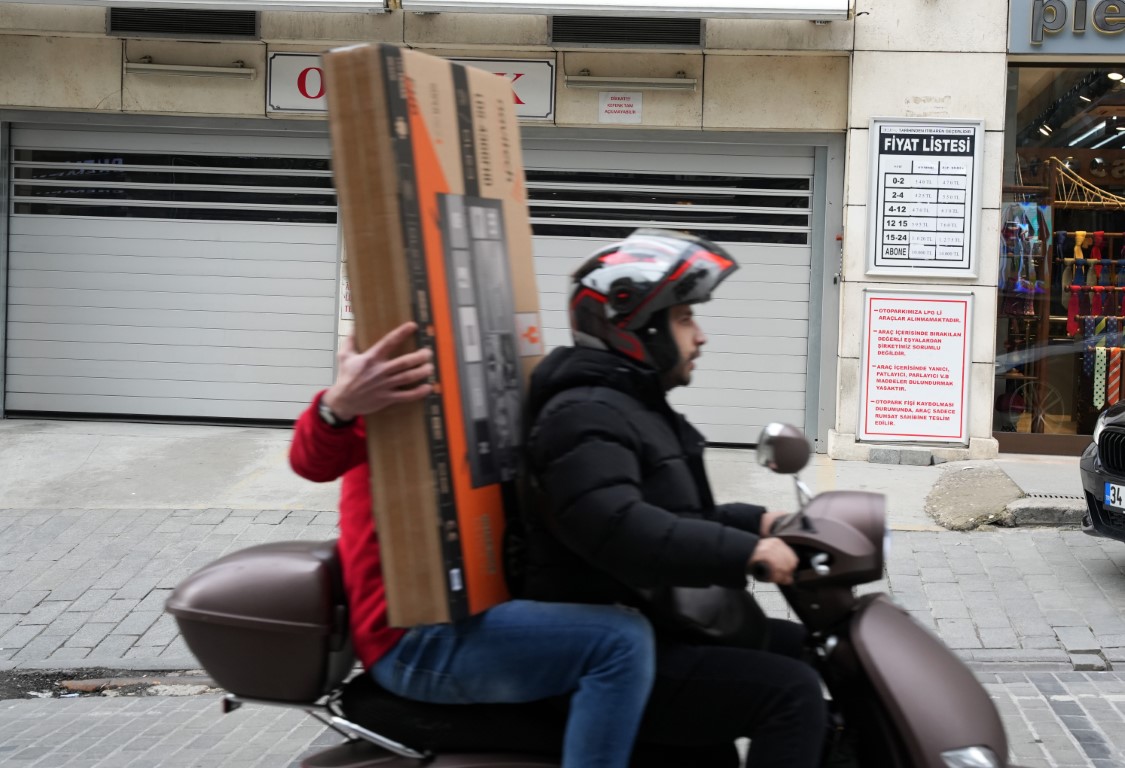 İstanbul Laleli’de bir otoparkın giriş-çıkış ücreti 340 TL’ye yükseldi