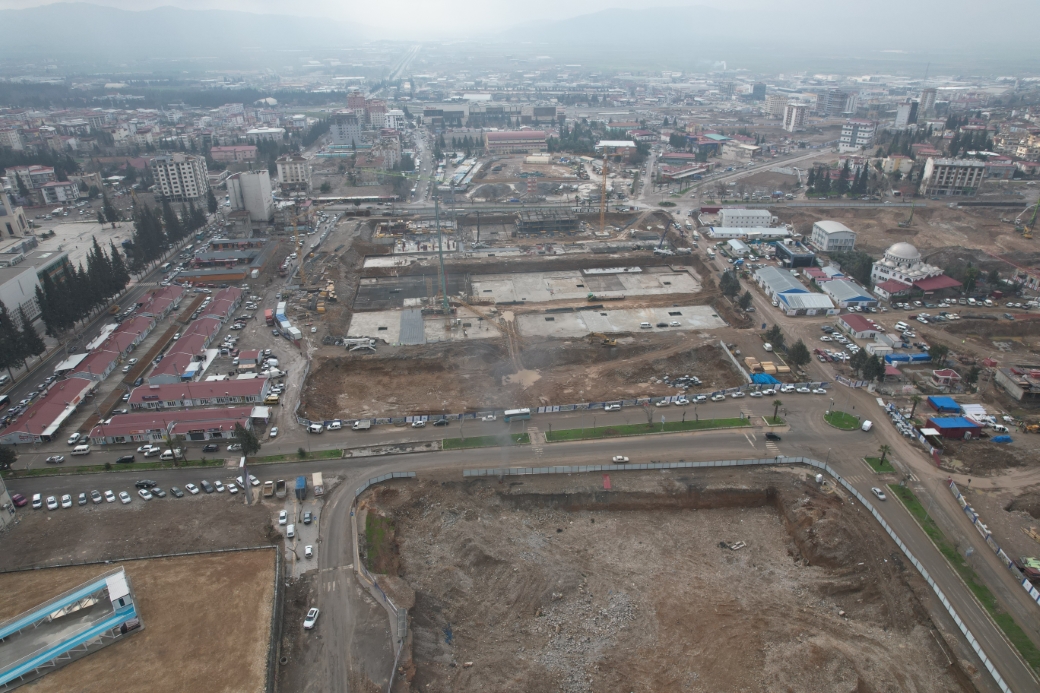 Depremin merkez üssünde ağır hasarlı binaların yıkımı yüzde 91 tamamlandı